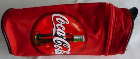 9668-7 € 2,00 coca cola pennenzakje doorsnee 6cm br 16